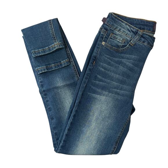 Hale Bob (26) Slight Knee Distressing 5 Pocket Medium Wash Skinny Jeans - Picture 8 of 10